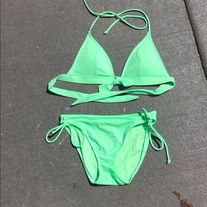 Victoria’s Secret bikini